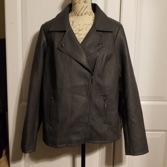 Alfani Jackets & Blazers - NWT Alfani Gray Pleather Jacket